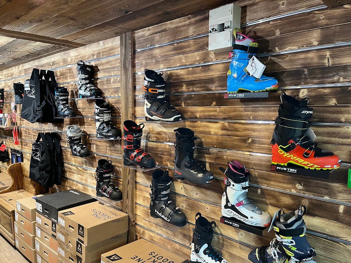 EVASION LES GETS, ski rental shop in Les Gets